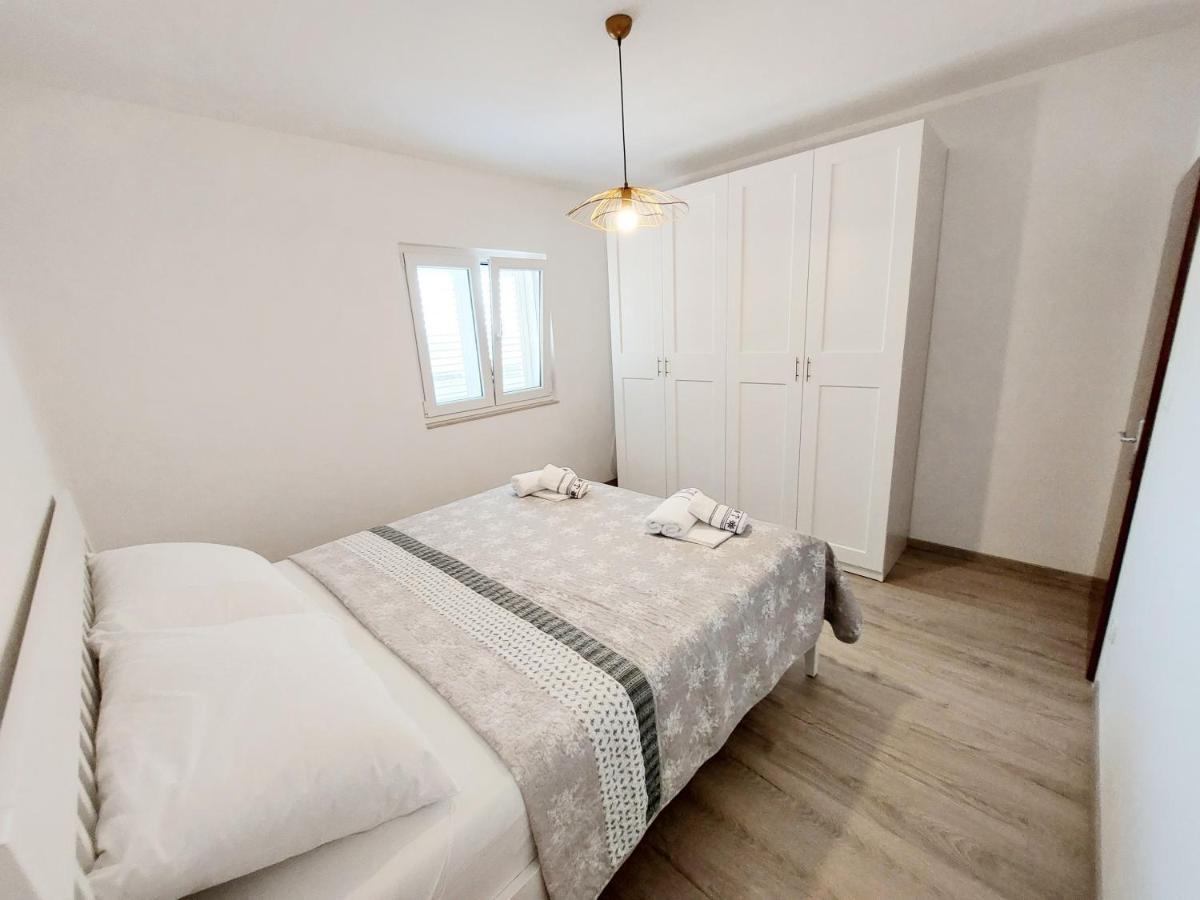 Luxury Sea View Apartment Jesenice  Exterior foto